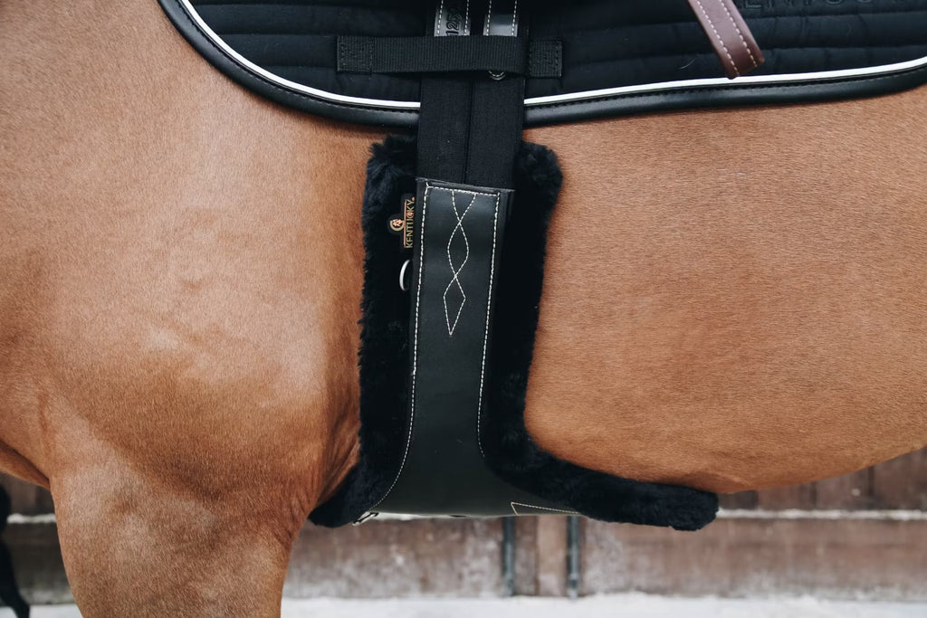 Kentucky Sheepskin Stud Girth Cover - Løwenborg - Kentucky Horsewear