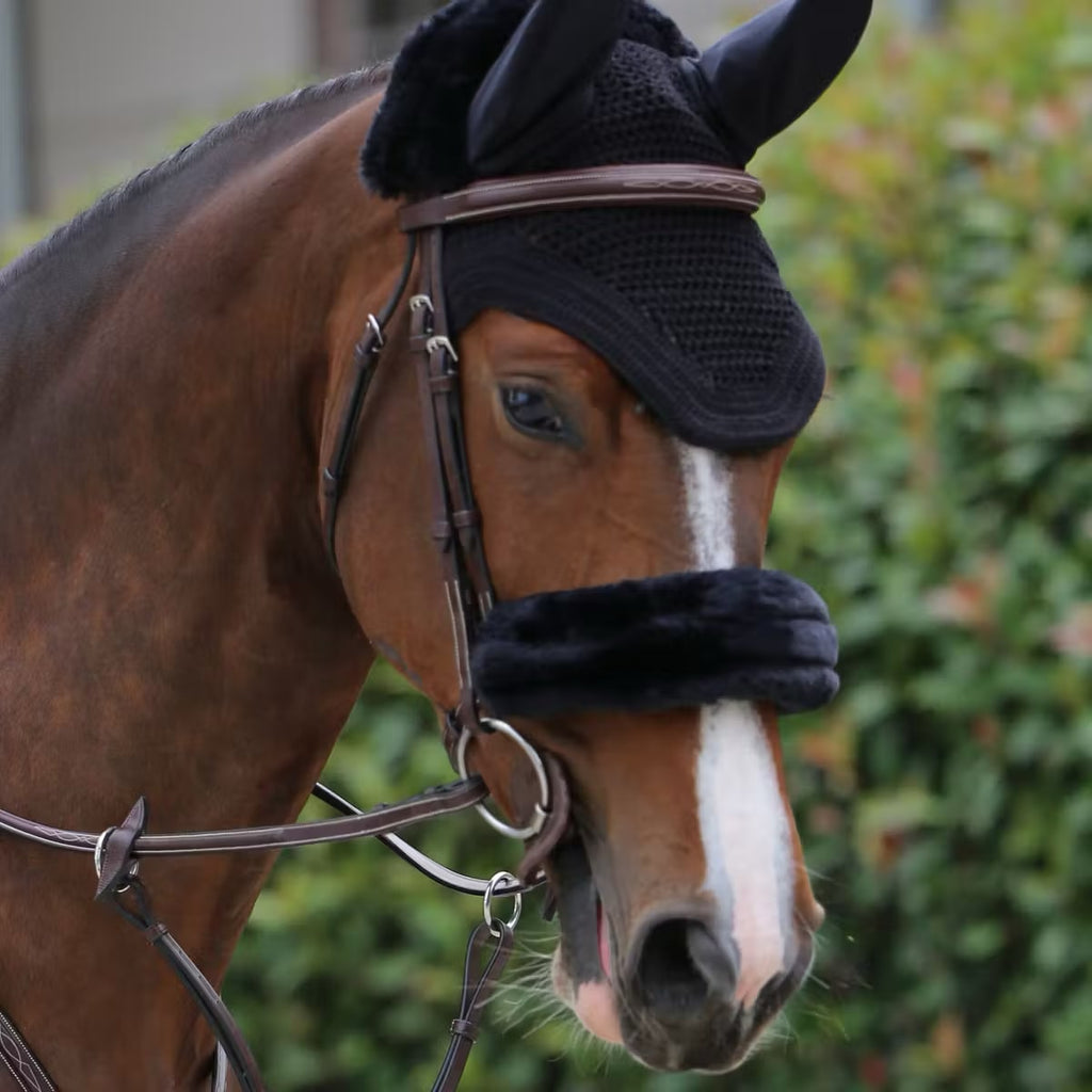 Kentucky Sheepskin Noseband Cover - Løwenborg - Kentucky Horsewear