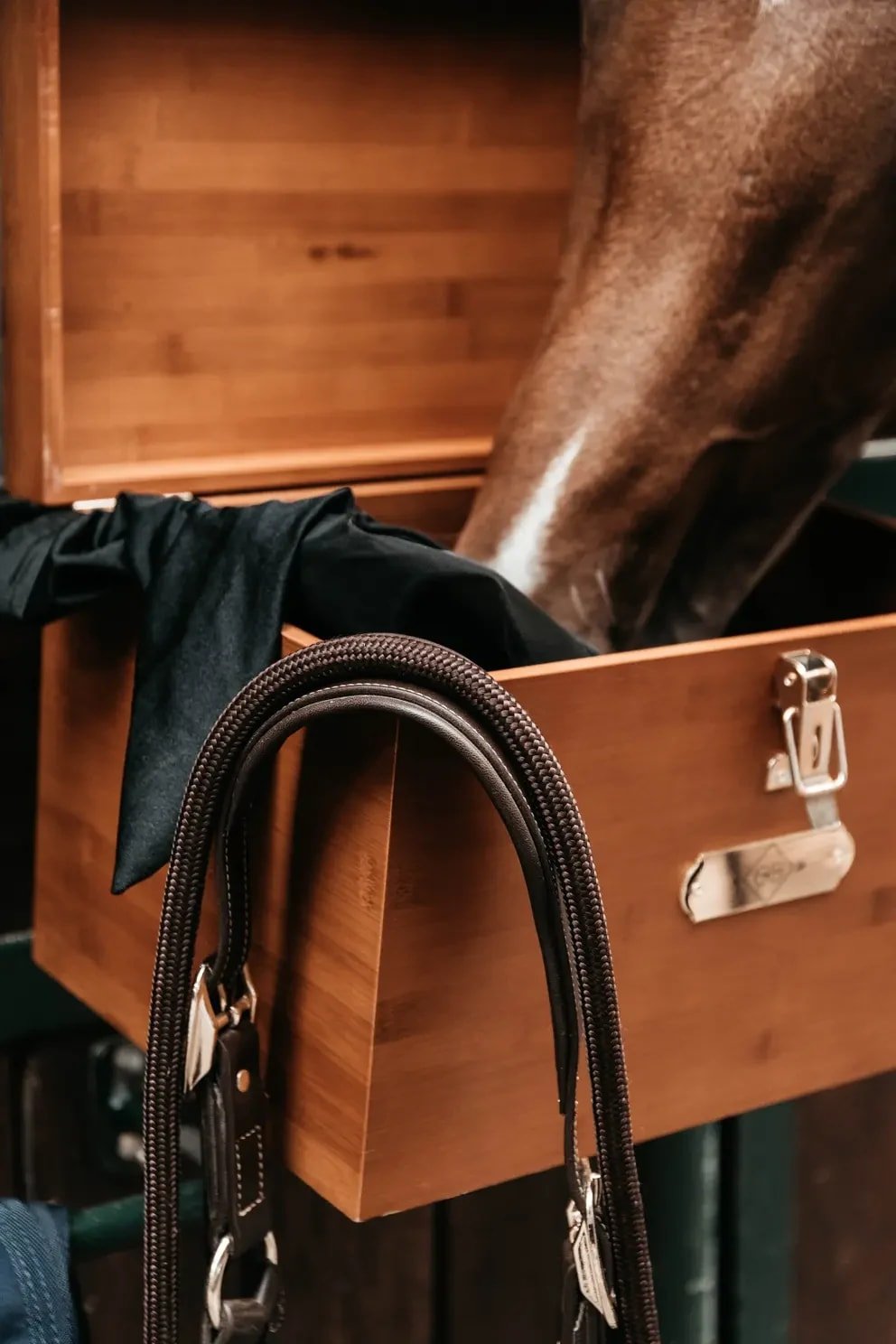 Grooming Deluxe Stable Tack Box - Løwenborg - Grooming Deluxe
