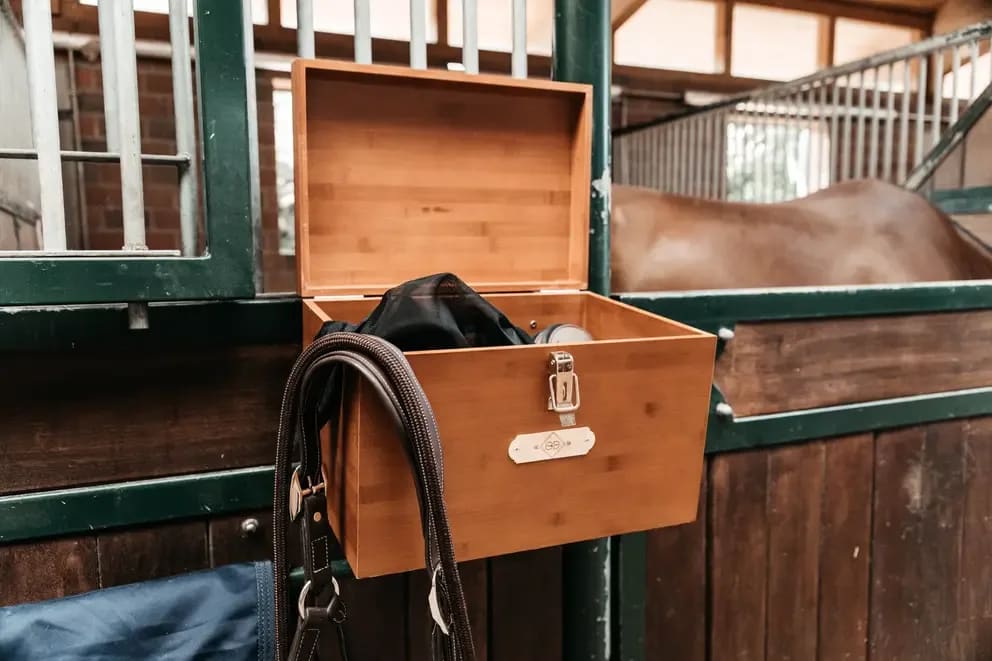 Grooming Deluxe Stable Tack Box - Løwenborg - Grooming Deluxe