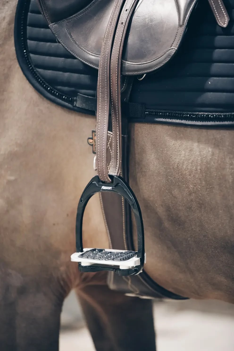 Kentucky Saddle Pad Pearls Jumping - Løwenborg - Kentucky Horsewear