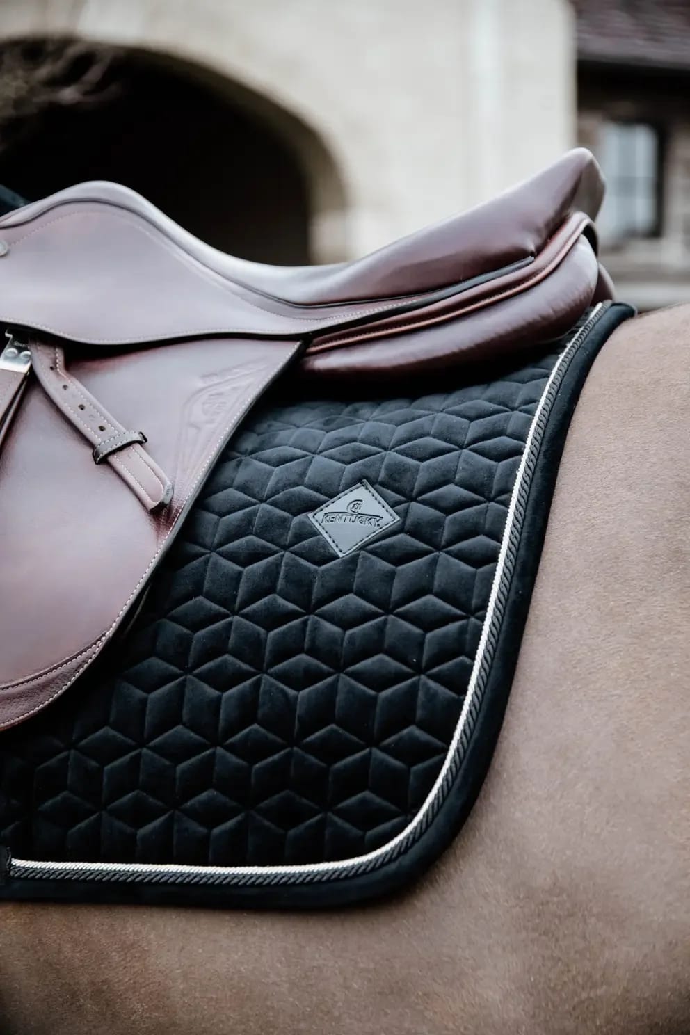 Kentucky Saddle Pad Velvet Jumping - Løwenborg - Kentucky Horsewear