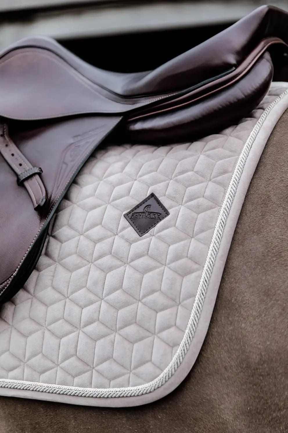 Kentucky Saddle Pad Velvet Jumping - Løwenborg - Kentucky Horsewear
