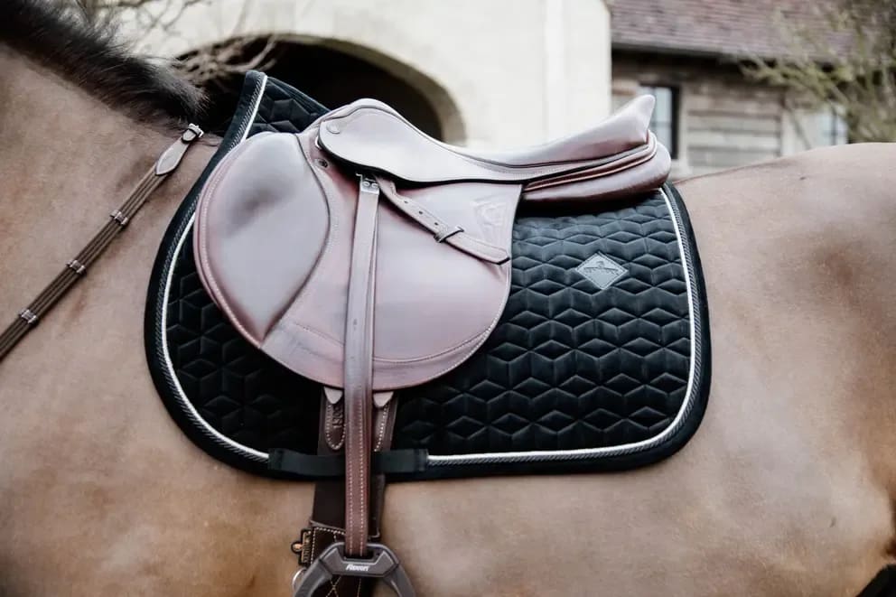 Kentucky Saddle Pad Velvet Jumping - Løwenborg - Kentucky Horsewear
