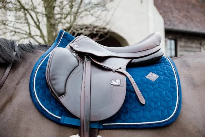 Kentucky Saddle Pad Velvet Jumping - Løwenborg - Kentucky Horsewear