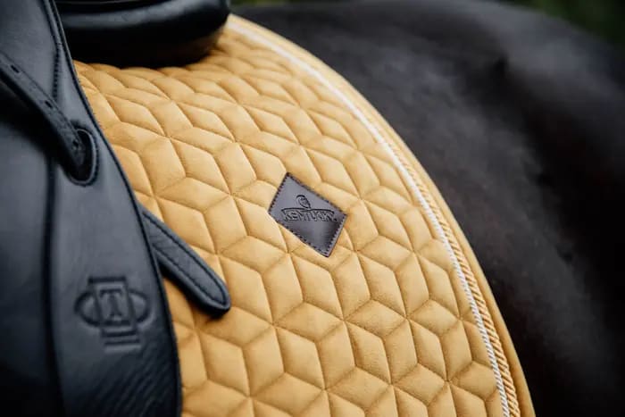 Kentucky Saddle Pad Velvet Dressage - Løwenborg - Kentucky Horsewear