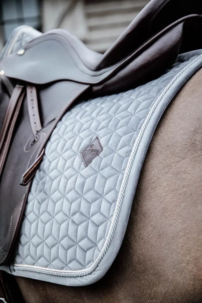 Kentucky Saddle Pad Velvet Dressage - Løwenborg - Kentucky Horsewear