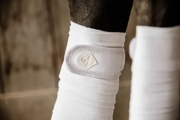 Kentucky Polar Fleece Bandage Pearls - Løwenborg - Kentucky Horsewear