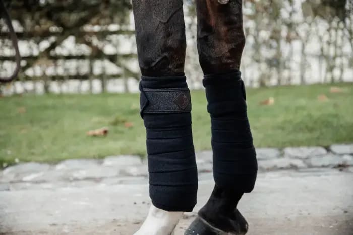 Kentucky Polar Fleece Bandage Glitter - Løwenborg - Kentucky Horsewear