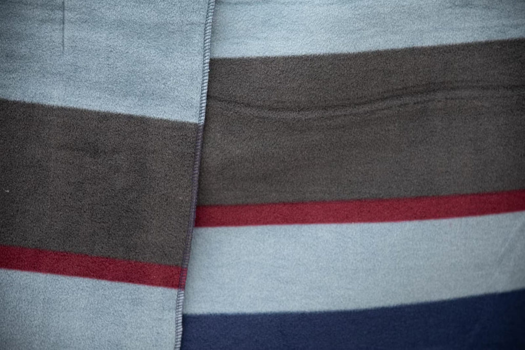 Kentucky Heavy Fleece Rug Square Stripes - Løwenborg - Kentucky Horsewear