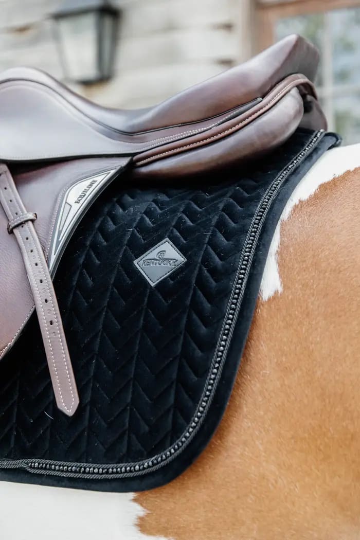 Kentucky Saddle Pad Velvet Pearls Jumping - Løwenborg - Kentucky Horsewear