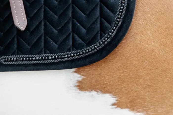 Kentucky Saddle Pad Velvet Pearls Jumping - Løwenborg - Kentucky Horsewear