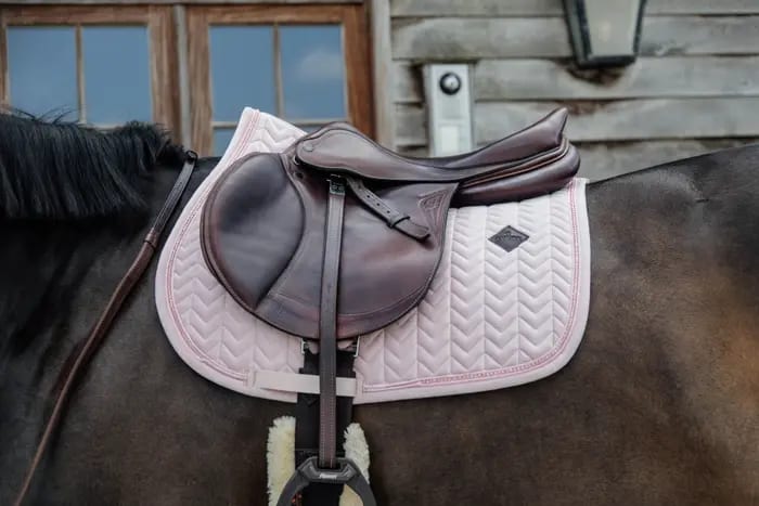 Kentucky Saddle Pad Velvet Pearls Jumping - Løwenborg - Kentucky Horsewear