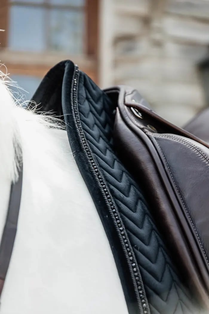 Kentucky Saddle Pad Velvet Pearls Dressage - Løwenborg - Kentucky Horsewear