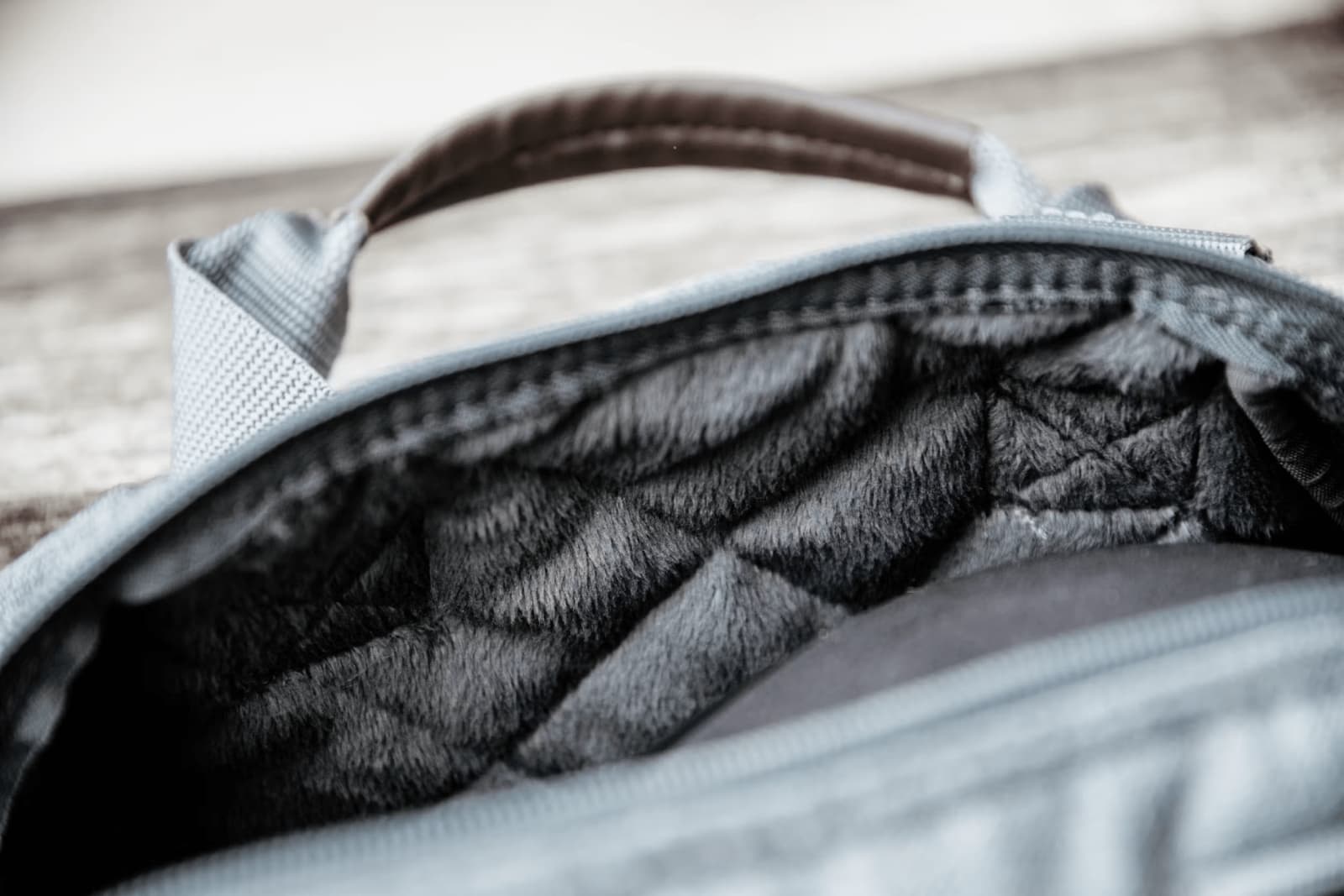 Kentucky Helmet Bag - Løwenborg - Kentucky Horsewear
