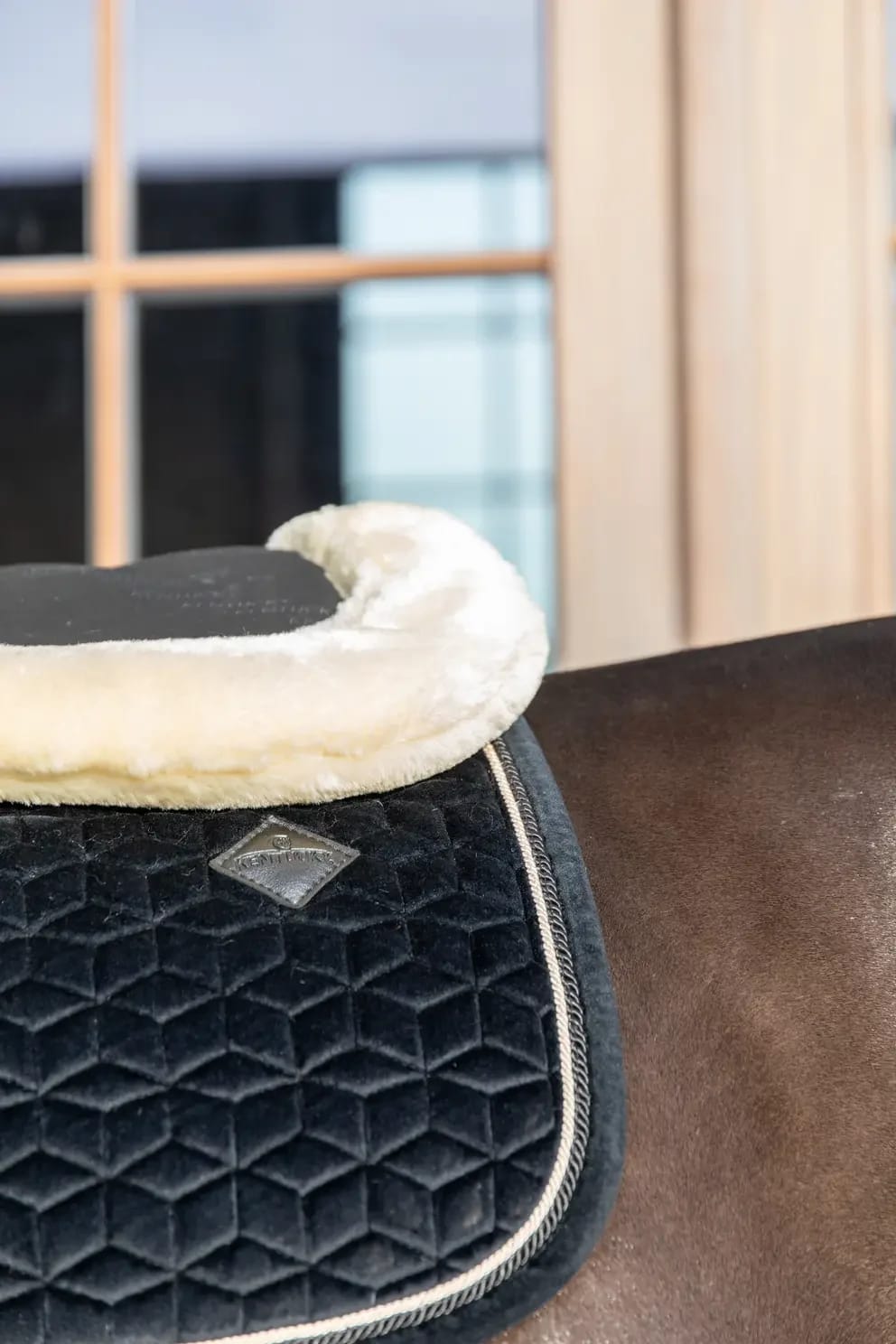 Kentucky Half Pad Impact Equalizer Sheepskin - Løwenborg - Kentucky Horsewear