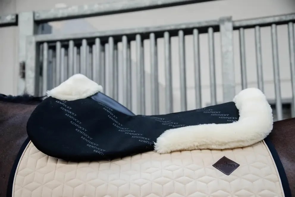 Kentucky Half Pad Impact Equalizer Sheepskin - Løwenborg - Kentucky Horsewear