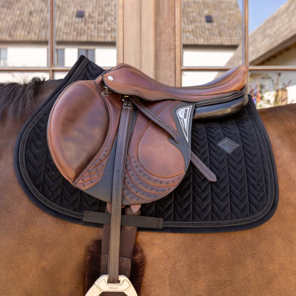 Kentucky Saddle Pad Velvet Mini Pearls Jumping - Løwenborg - Kentucky Horsewear
