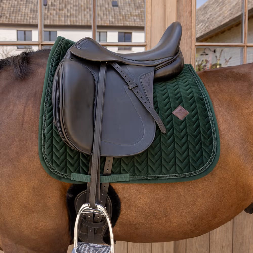 Kentucky Saddle Pad Velvet Mini Pearls Dressage - Løwenborg - Kentucky Horsewear