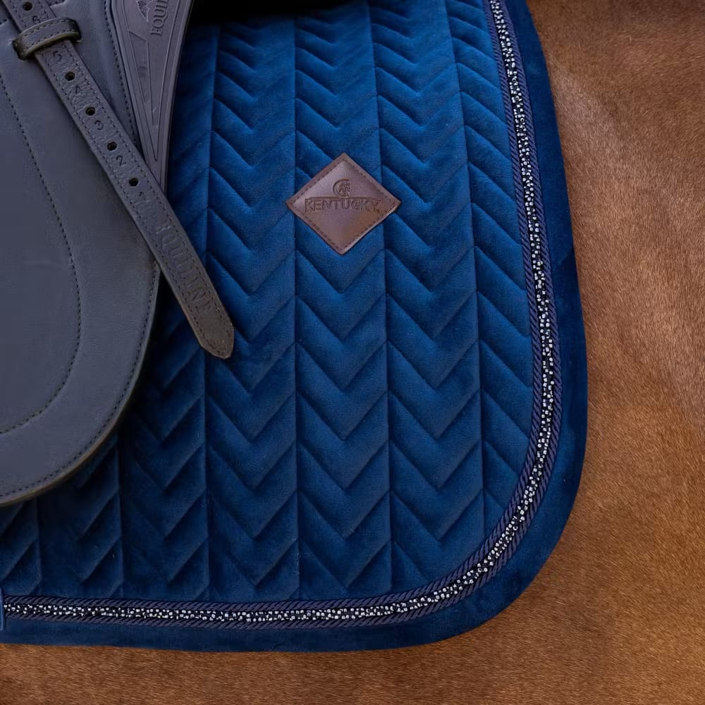 Kentucky Saddle Pad Velvet Mini Pearls Dressage - Løwenborg - Kentucky Horsewear