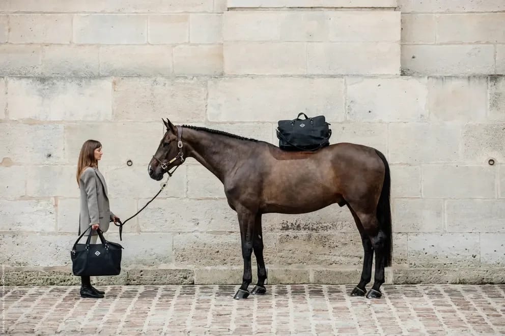 Grooming Deluxe Chestnut Weekend Bag - Løwenborg - Grooming Deluxe
