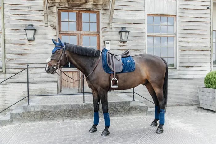 Kentucky Polar Fleece Bandage Velvet Pearls - Løwenborg - Kentucky Horsewear