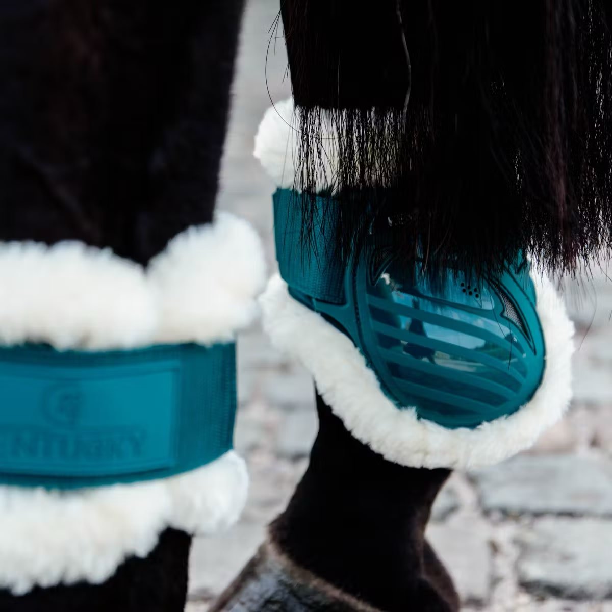 Kentucky Vegan Sheepskin Young Horse Fetlock Boots - Løwenborg - Kentucky Horsewear