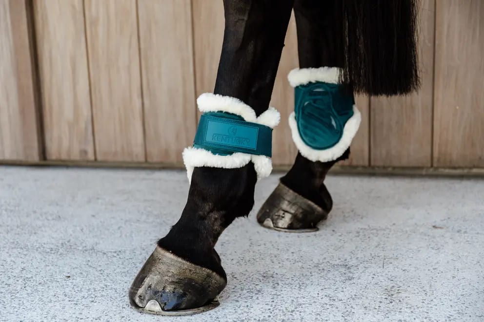 Kentucky Vegan Sheepskin Young Horse Fetlock Boots Velvet - Løwenborg - Kentucky Horsewear