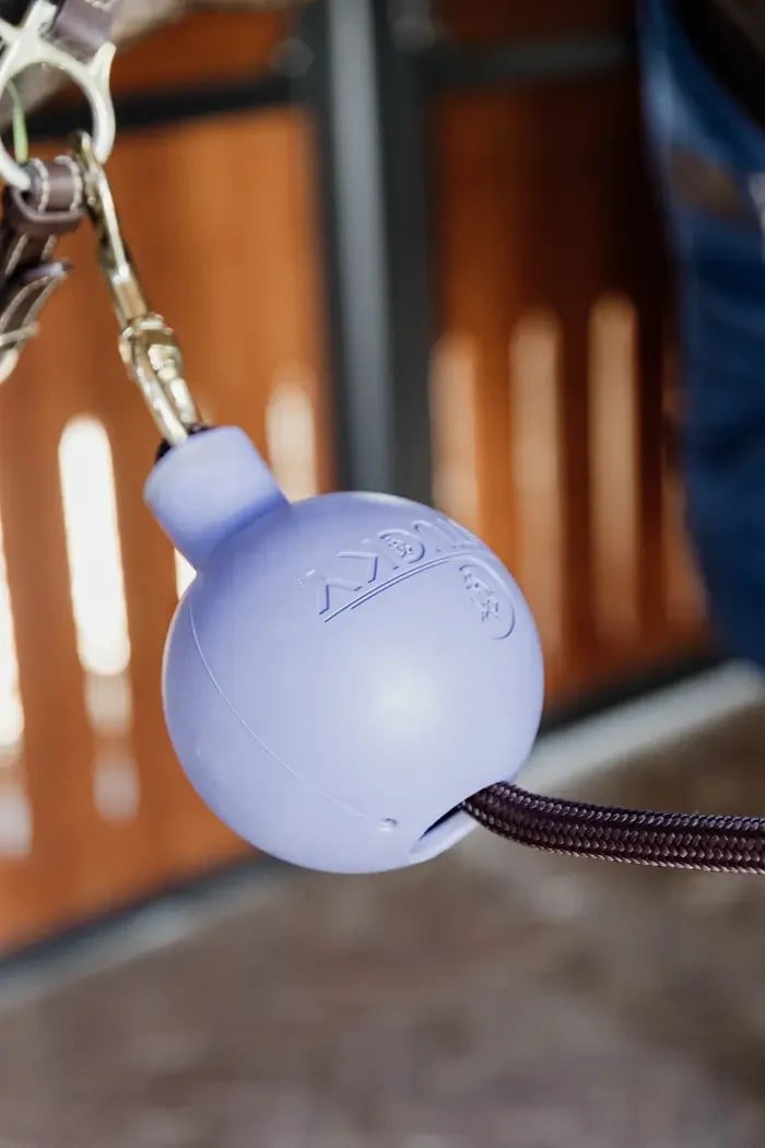 Kentucky Lead & Wall Protection Rubber Ball - Løwenborg - Kentucky Horsewear