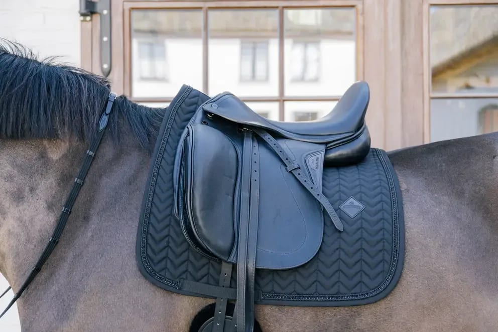 Kentucky Saddle Pad Metal Chain Dressage - Løwenborg - Kentucky Horsewear