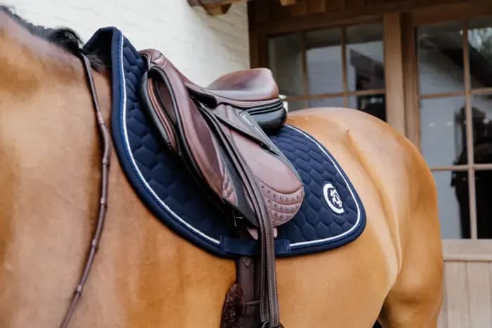 Kentucky Saddle Pad Onion Quilt 3D Logo Jumping - Løwenborg - Kentucky Horsewear