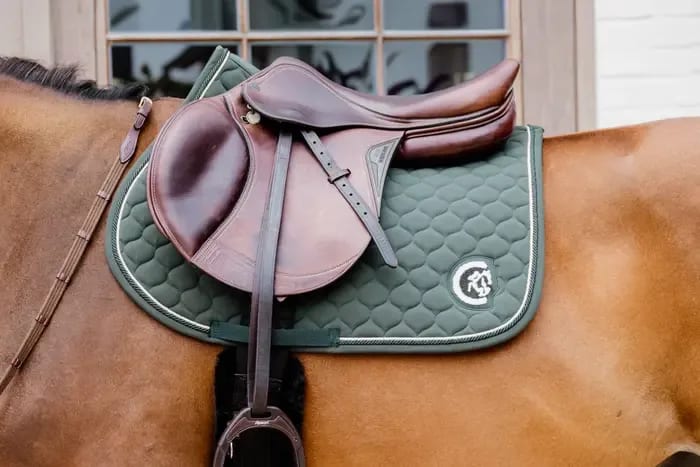 Kentucky Saddle Pad Onion Quilt 3D Logo Jumping - Løwenborg - Kentucky Horsewear
