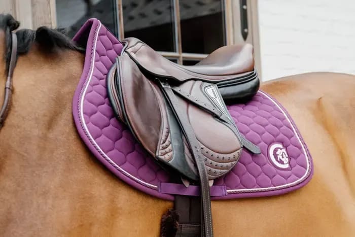 Kentucky Saddle Pad Onion Quilt 3D Logo Jumping - Løwenborg - Kentucky Horsewear