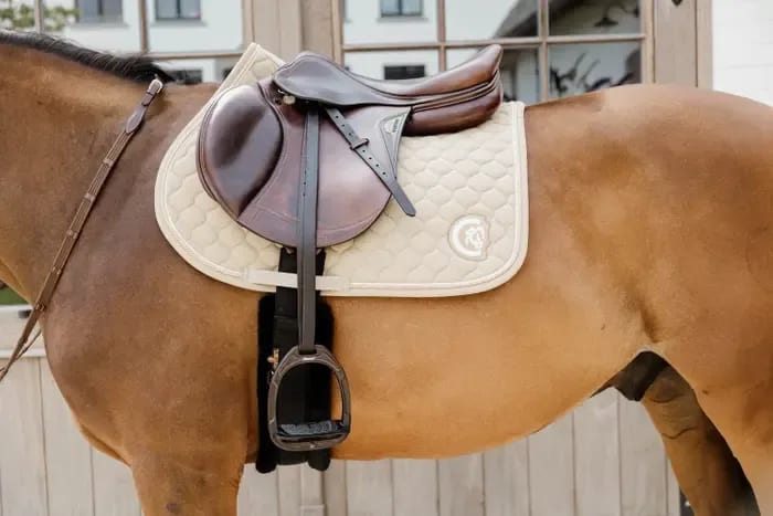 Kentucky Saddle Pad Onion Quilt 3D Logo Jumping - Løwenborg - Kentucky Horsewear