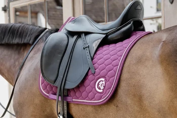 Kentucky Saddle Pad Onion Quilt 3D Logo Dressage - Løwenborg - Kentucky Horsewear
