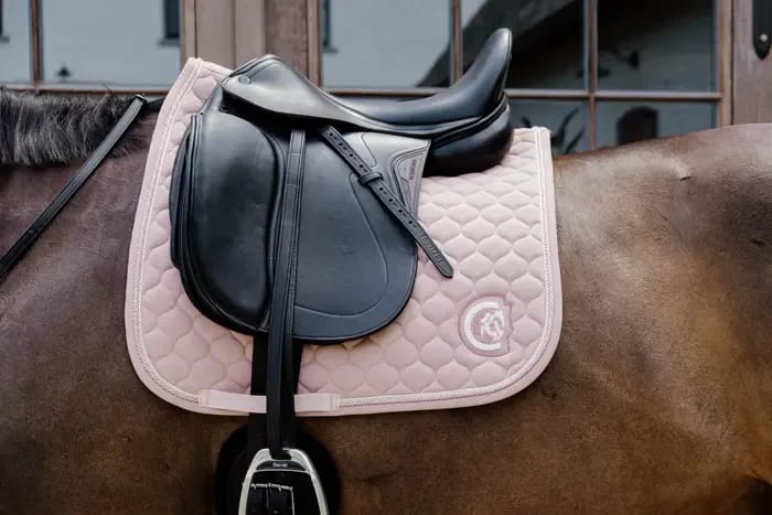 Kentucky Saddle Pad Onion Quilt 3D Logo Dressage