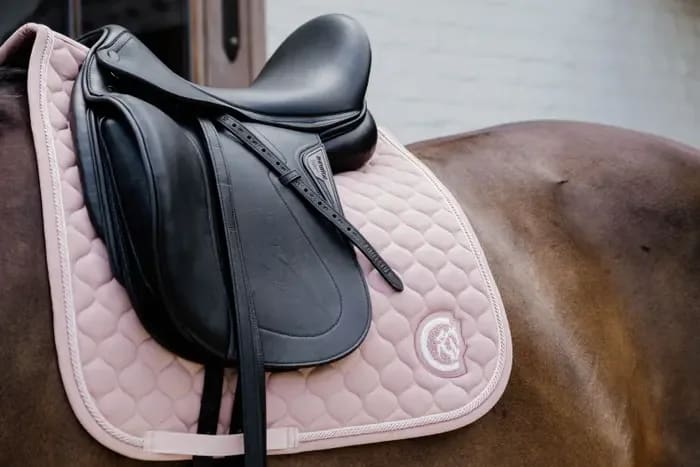 Kentucky Saddle Pad Onion Quilt 3D Logo Dressage - Løwenborg - Kentucky Horsewear