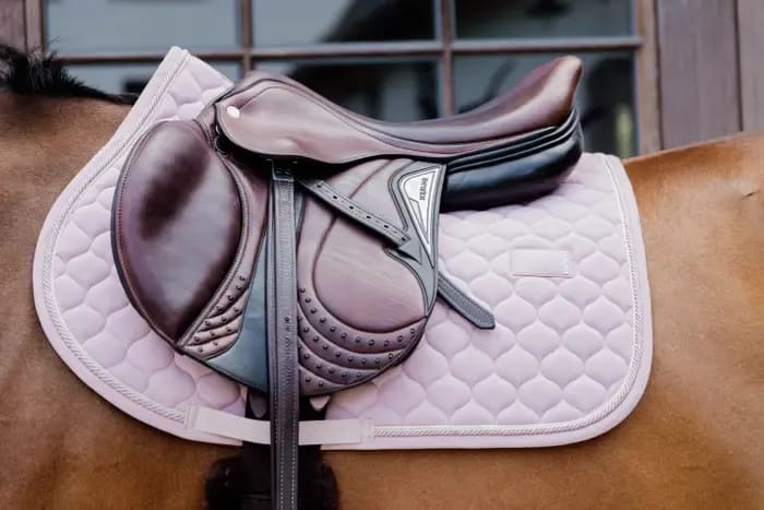 Kentucky Saddle Pad Onion Quilt Rubber Logo Jumping - Løwenborg - Kentucky Horsewear
