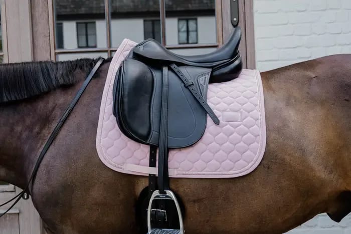 Kentucky Saddle Pad Onion Quilt Rubber Logo Dressage - Løwenborg - Kentucky Horsewear