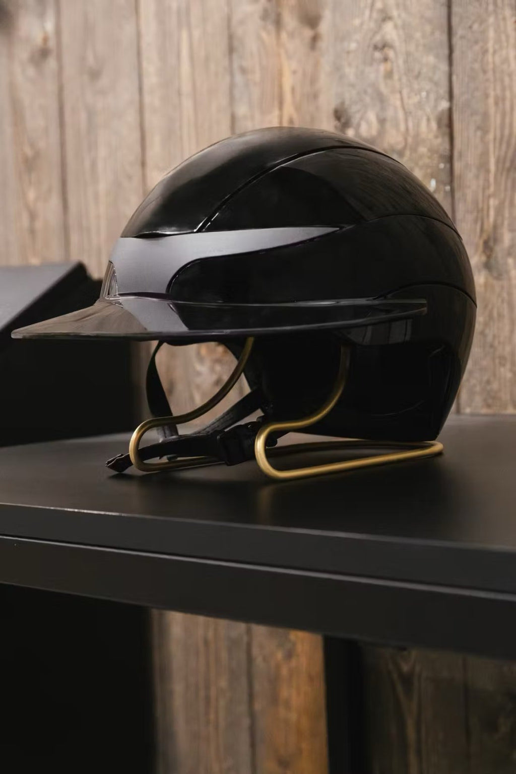 Grooming Deluxe Helmet Holder Steel - Løwenborg - Grooming Deluxe