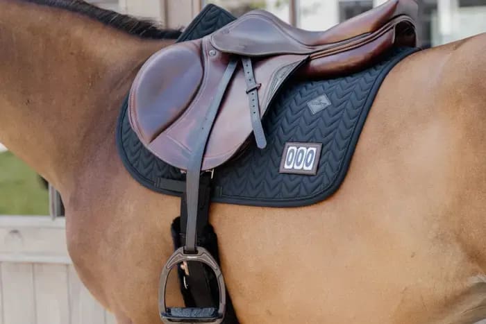 Kentucky Saddle Pad Fishbone Competiton w/ 2 Numbers Jumping - Løwenborg - Kentucky Horsewear