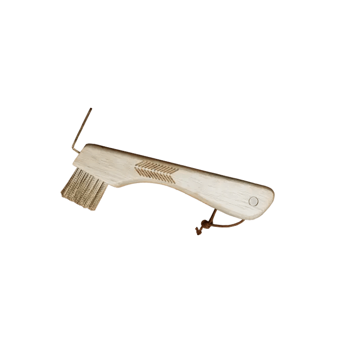 Grooming Deluxe Hoof Pick w/ Metal Bristle & Magnet - Løwenborg - Grooming Deluxe