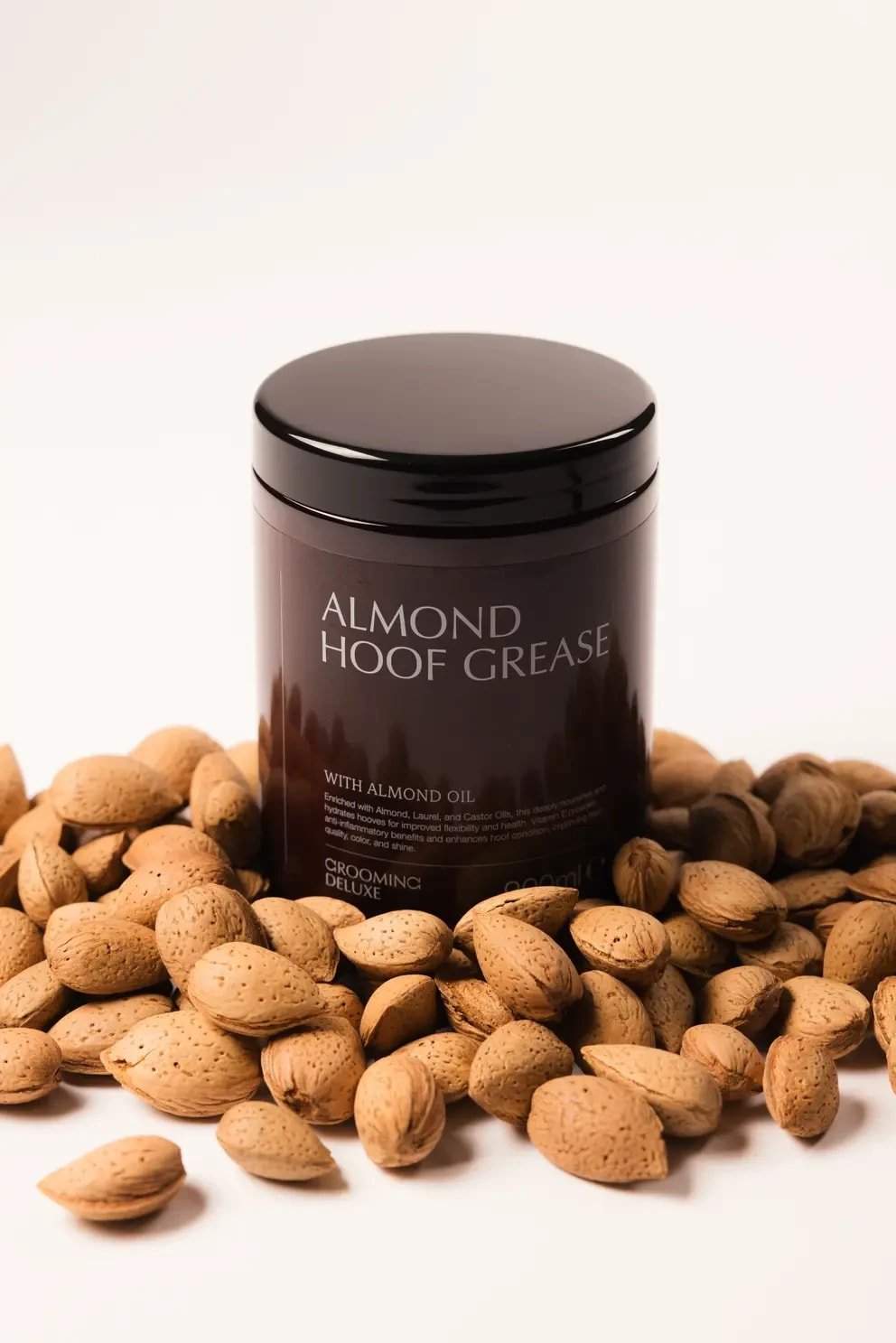 Grooming Deluxe Almond Hoof Grease - Løwenborg - Grooming Deluxe