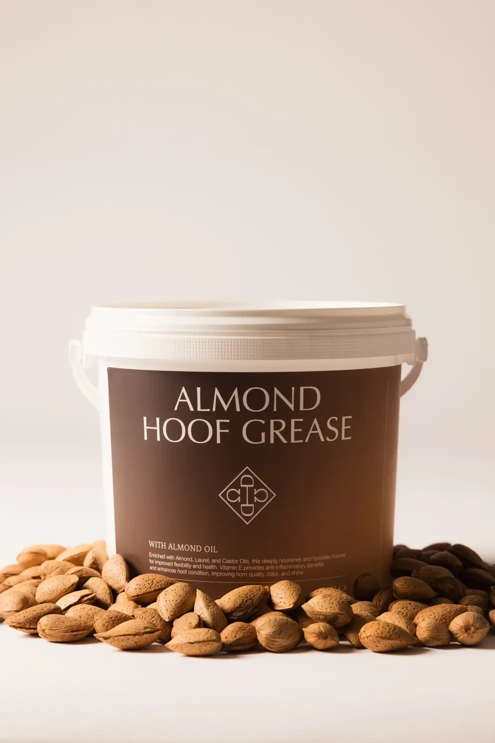 Grooming Deluxe Almond Hoof Grease