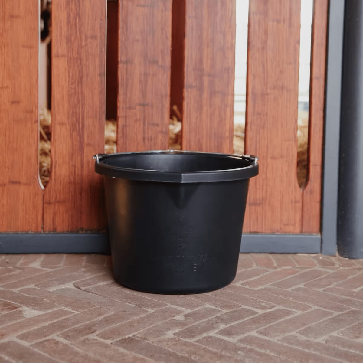 Grooming Deluxe Water Bucket