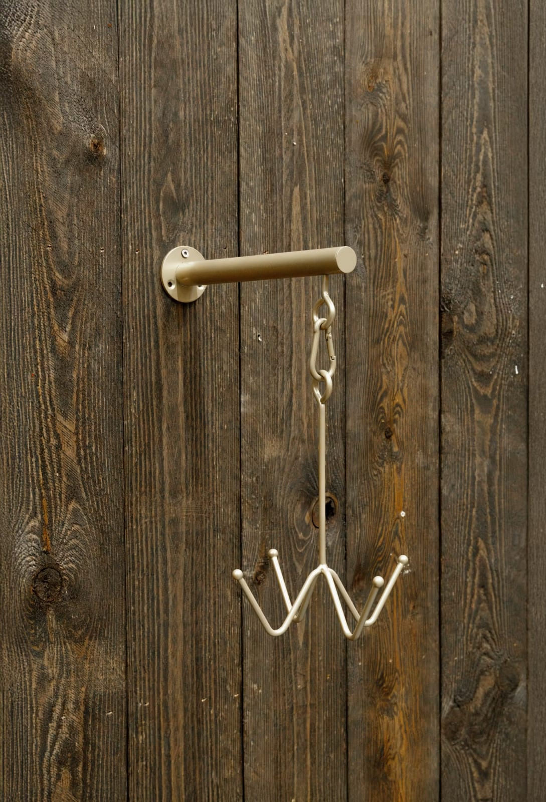Grooming Deluxe Bridle Hook 4 Prong w/ Wall Attachment - Løwenborg - Grooming Deluxe