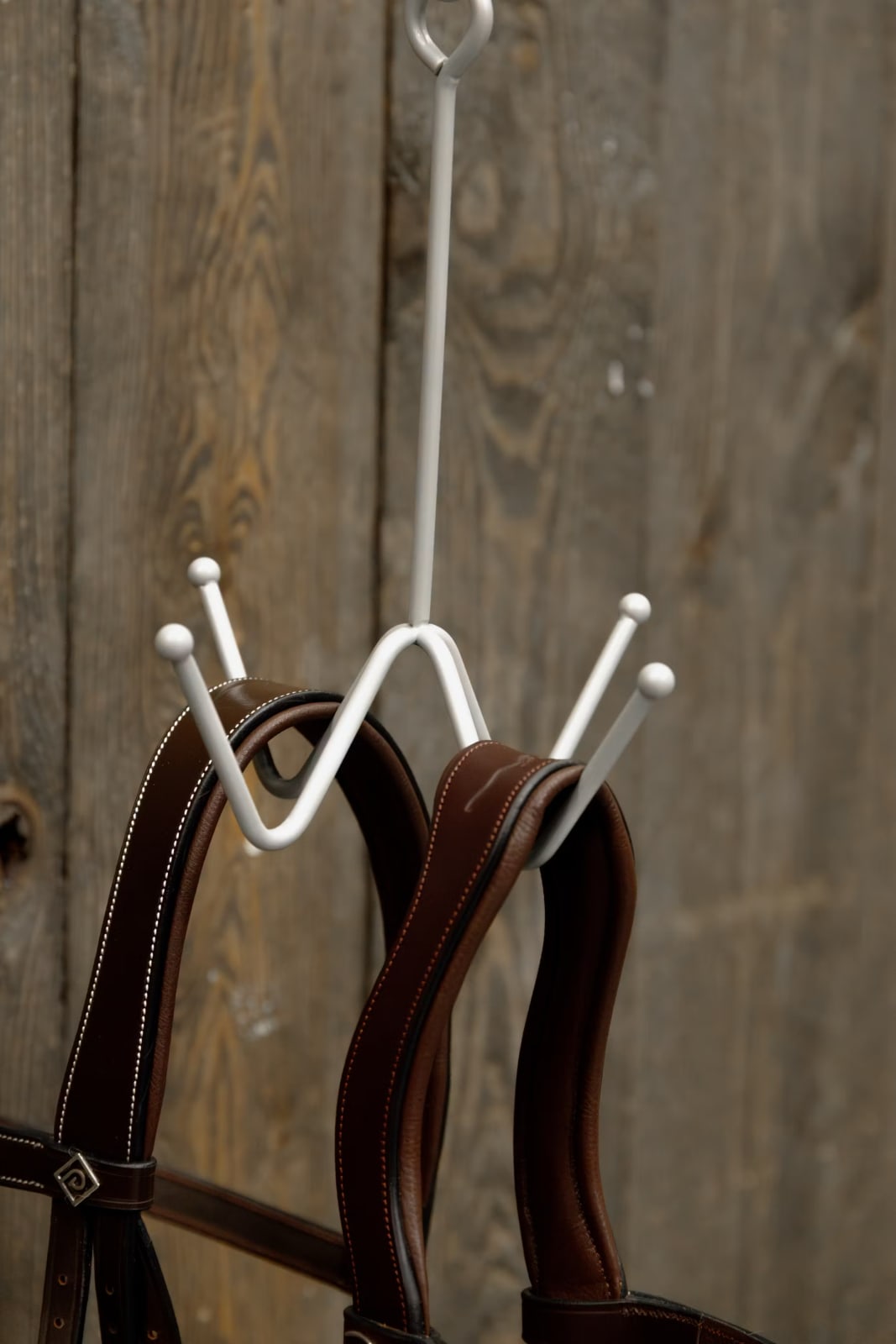 Grooming Deluxe Bridle Hook 4 Prong w/ Wall Attachment - Løwenborg - Grooming Deluxe