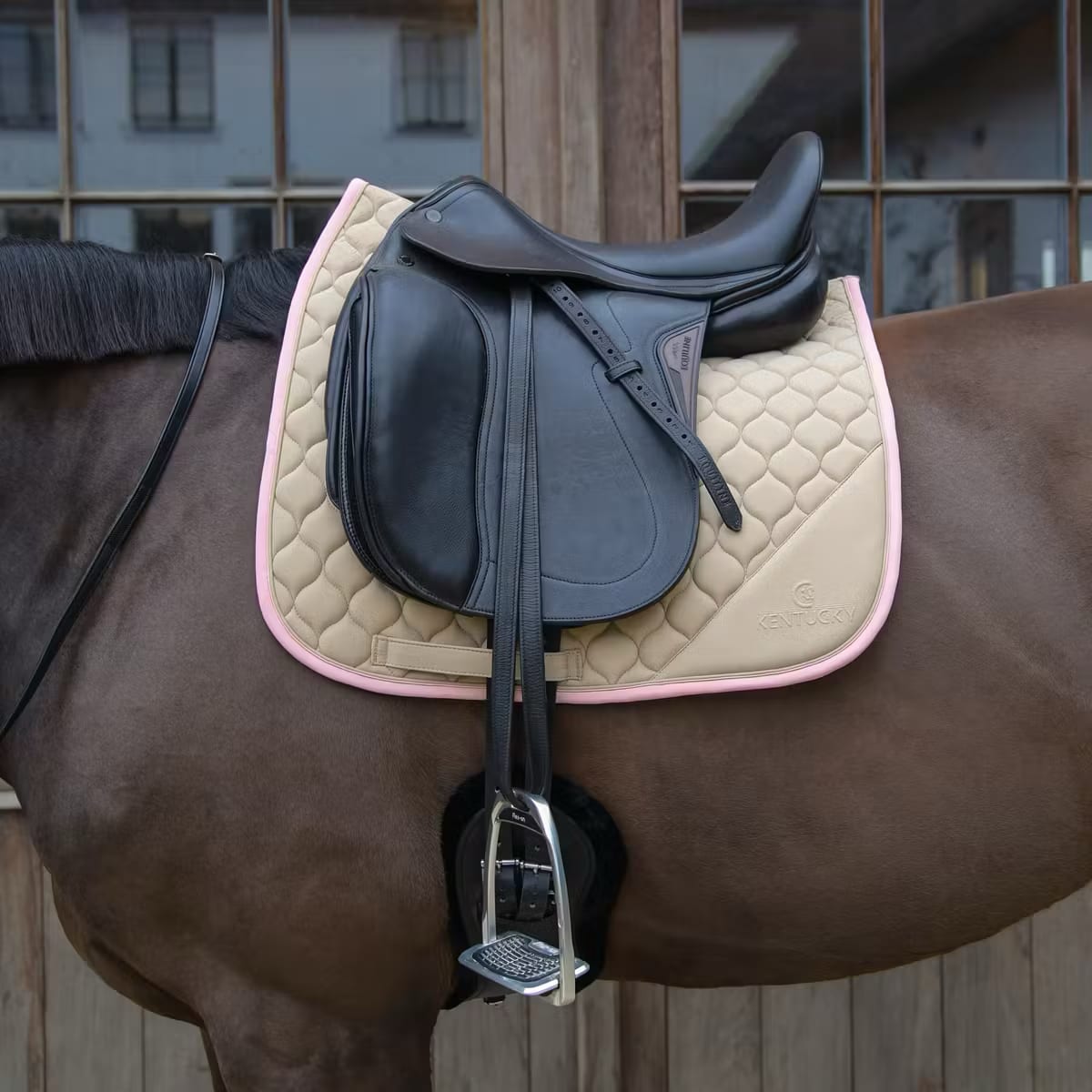 Kentucky Saddle Pad Softshell Onion Quilt Dressage - Løwenborg - Kentucky Horsewear