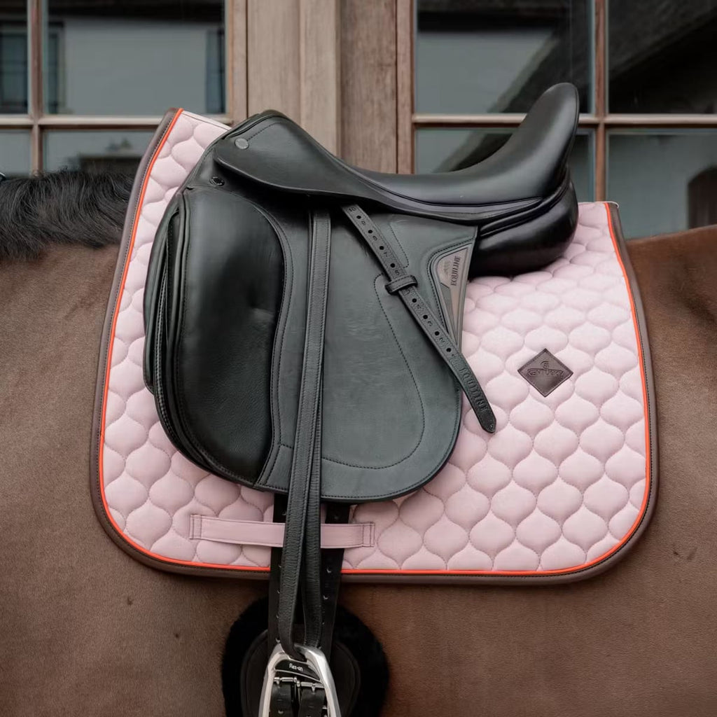 Kentucky Saddle Pad Onion Quilt Neon Leather Dressage - Løwenborg - Kentucky Horsewear