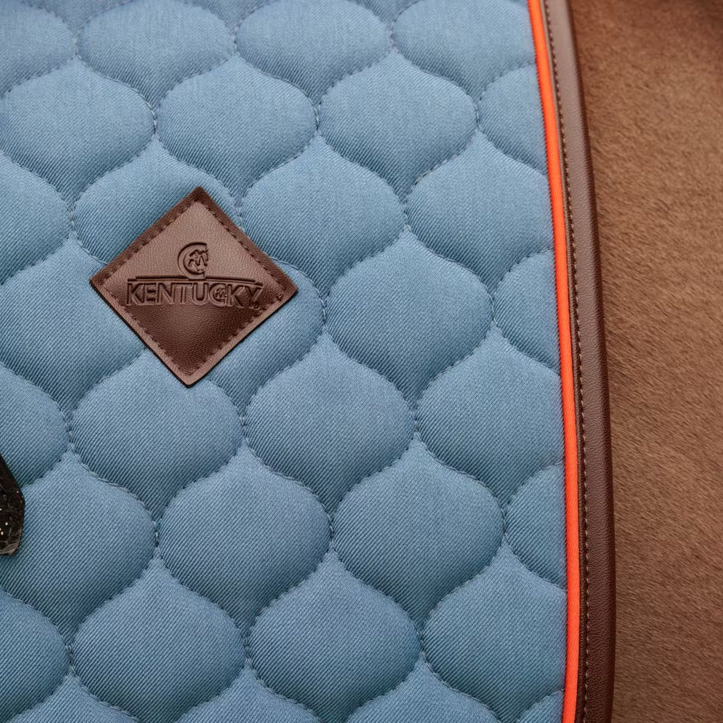 Kentucky Saddle Pad Onion Quilt Neon Leather Dressage - Løwenborg - Kentucky Horsewear